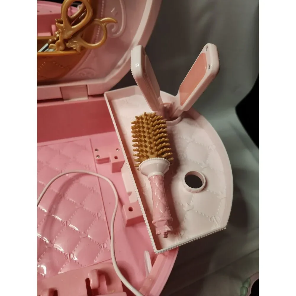 Disney Princess Style Collection Travel Vanity – Kids Pretend Play Set